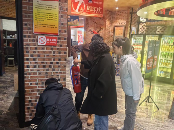 图片2.png 图片2.png